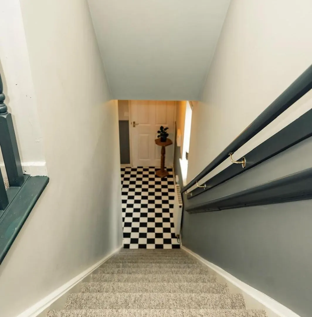 Ferienhaus Stylish 2-Bedroom Home Perfect For Families And Couples Bradford