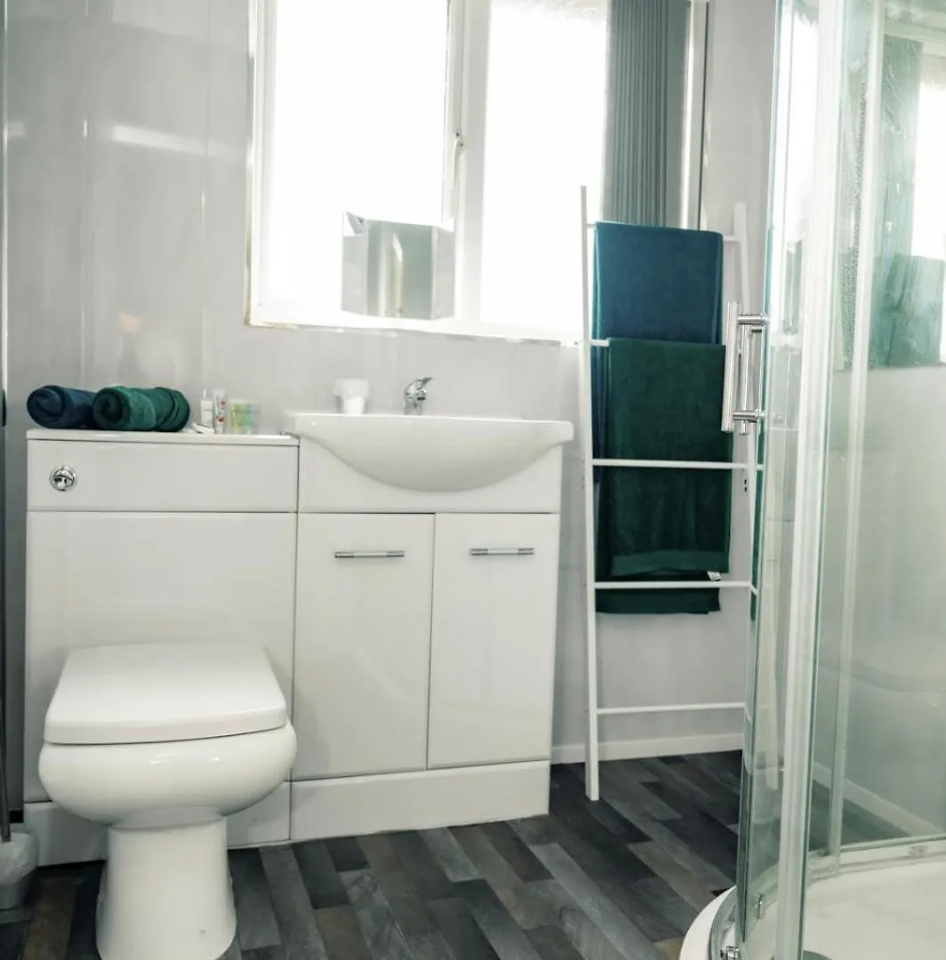 Ferienhaus Stylish 2-Bedroom Home Perfect For Families And Couples Bradford  Großbritannien